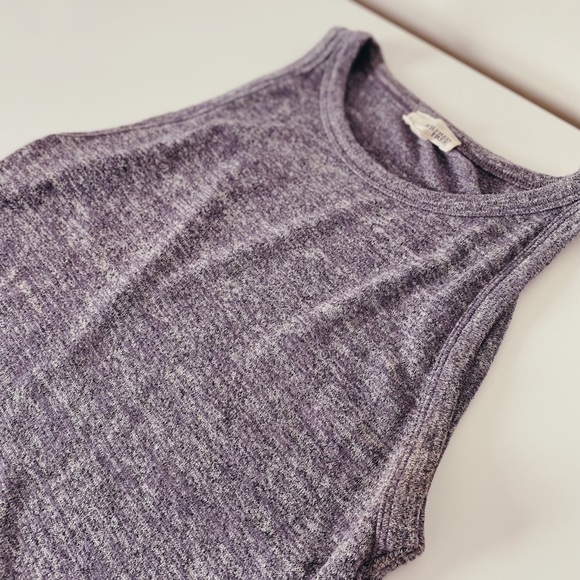 ARITZIA Wilfred Free Cropped Knit Racerback Tank Top - Picture 4 of 5